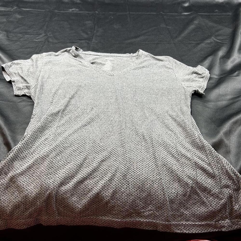Avia WOMENS Grey & Black Polka Dot Short Sleeve Athletic Shirt Size XL